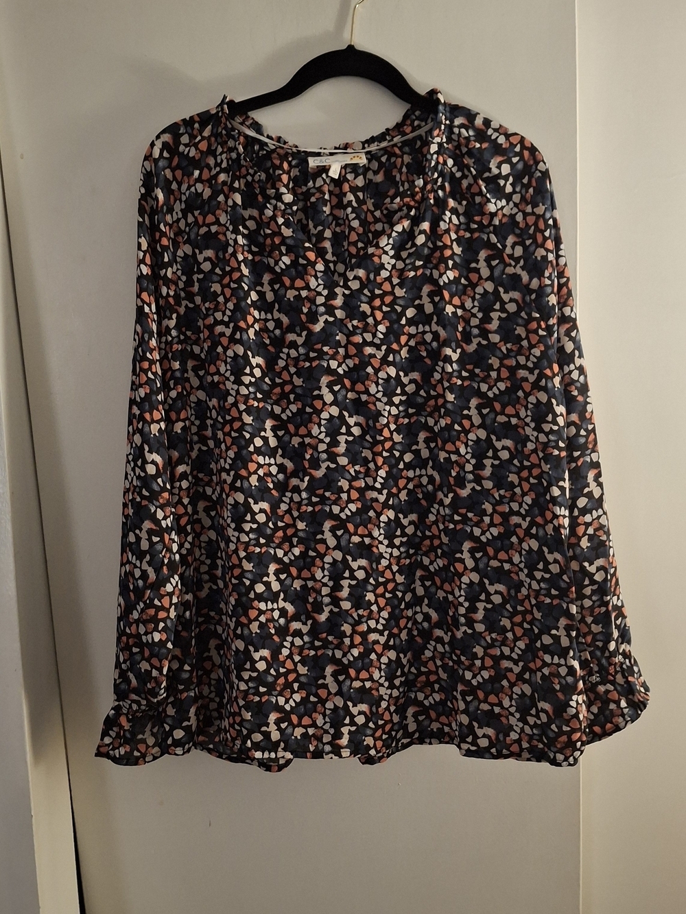 C&C California Women's Navy Blouse with Pink and Cream Floral Print